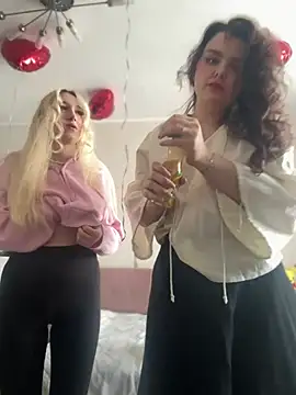 Snapshot of NikaMur chatting on March 8, 2025, 4:45 am NikaMur online show from March 8, 2025, 4:45 am