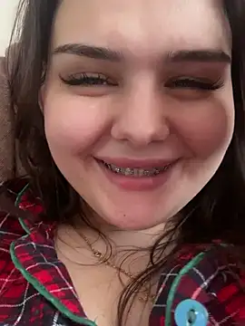 Snapshot of NikaMur chatting on March 14, 2025, 7:37 am NikaMur online show from March 14, 2025, 7:37 am