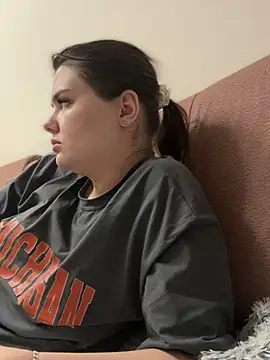 Snapshot of NikaMur chatting on March 5, 2025, 12:55 pm NikaMur online show from March 5, 2025, 12:55 pm