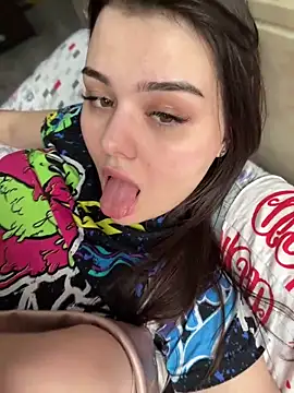 Snapshot of NikaMur chatting on March 21, 2025, 5:21 am NikaMur online show from March 21, 2025, 5:21 am