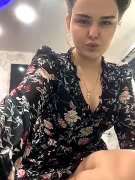 Snapshot of NikaMur chatting on September 17, 2025, 3:52 am NikaMur online show from September 17, 2025, 3:52 am