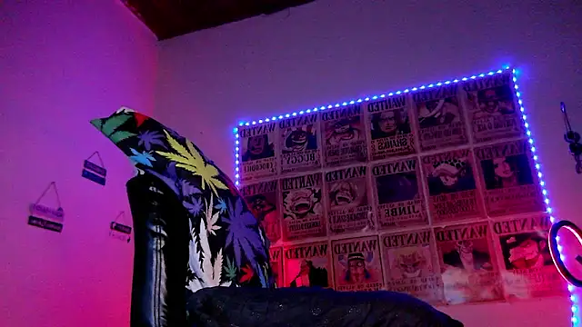 Snapshot of oliver_masterx chatting on October 7, 2025, 9:21 am oliver masterx online show from October 7, 2025, 9:21 am