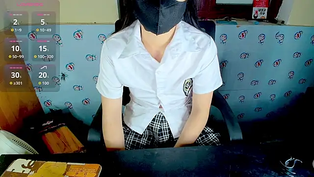   Saphia   online show from April 9, 2026, 3:18 pm