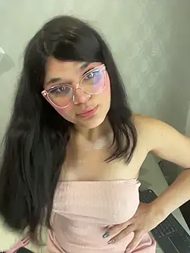 Snapshot of dayis_butera chatting on May 26, 2026, 12:36 pm dayis butera online show from May 26, 2026, 12:36 pm