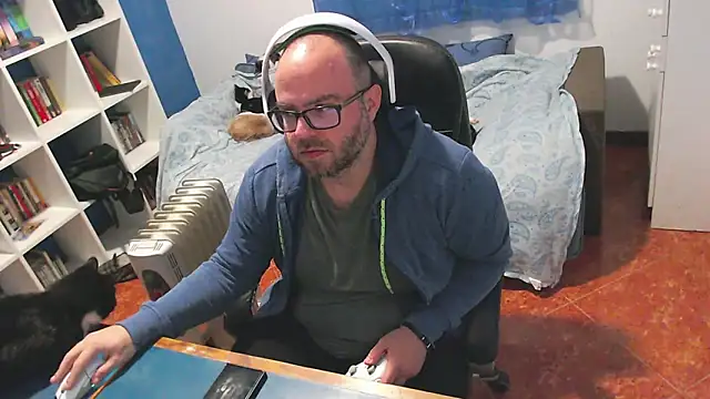 Snapshot of ravingr4d4 chatting on February 11, 2026, 10:20 pm ravingr4d4 online show from February 11, 2026, 10:20 pm