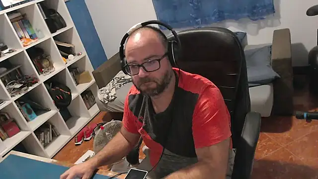 Snapshot of ravingr4d4 chatting on September 24, 2025, 9:43 pm ravingr4d4 online show from September 24, 2025, 9:43 pm