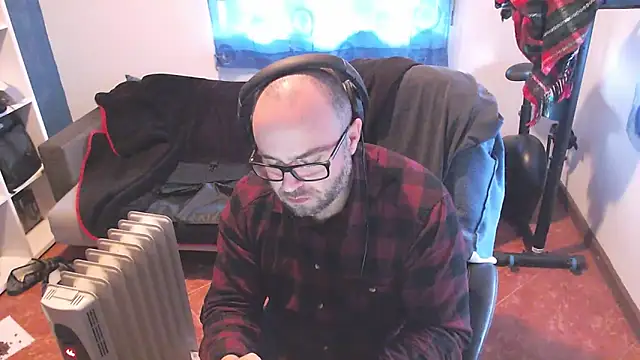 ravingr4d4 online show from March 3, 2025, 2:06 pm