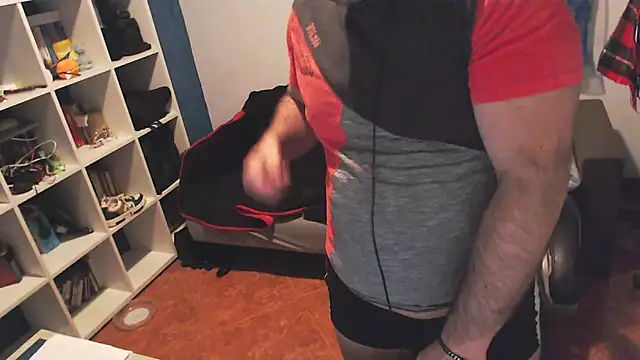 ravingr4d4 online show from February 22, 2025, 1:44 am