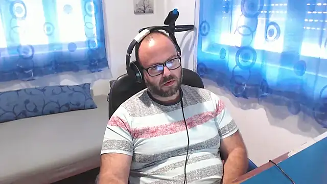 Snapshot of ravingr4d4 chatting on October 2, 2025, 8:50 am ravingr4d4 online show from October 2, 2025, 8:50 am