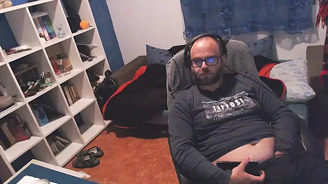 ravingr4d4 online show from March 20, 2025, 1:02 am