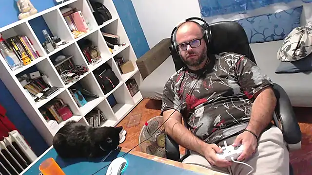 Snapshot of ravingr4d4 chatting on September 22, 2025, 8:37 pm ravingr4d4 online show from September 22, 2025, 8:37 pm