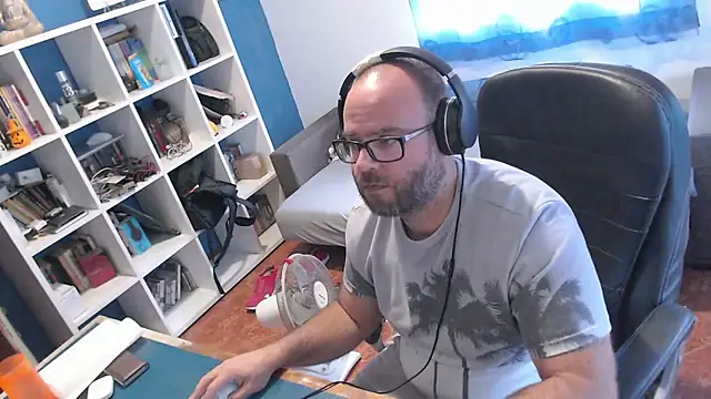 Snapshot of ravingr4d4 chatting on September 26, 2025, 1:18 pm ravingr4d4 online show from September 26, 2025, 1:18 pm