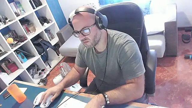 Snapshot of ravingr4d4 chatting on October 14, 2025, 10:27 am ravingr4d4 online show from October 14, 2025, 10:27 am