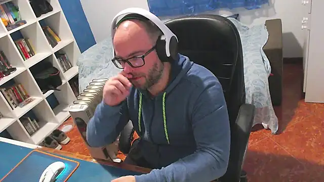 Snapshot of ravingr4d4 chatting on February 10, 2026, 10:09 pm ravingr4d4 online show from February 10, 2026, 10:09 pm