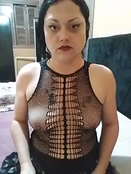 LilithRos3 online show from November 5, 2025, 8:23 pm