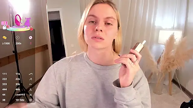 Snapshot of _faptax chatting on October 28, 2025, 7:29 am faptax online show from October 28, 2025, 7:29 am