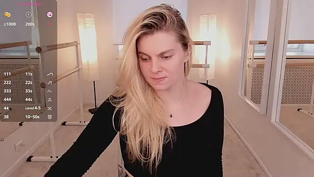 Snapshot of _faptax chatting on October 20, 2025, 6:48 am faptax online show from October 20, 2025, 6:48 am