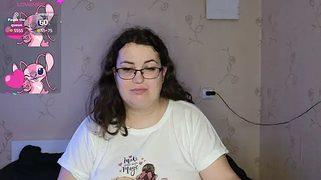 Snapshot of VladaCandy chatting on January 18, 2025, 12:02 am VladaCandy online show from January 18, 2025, 12:02 am