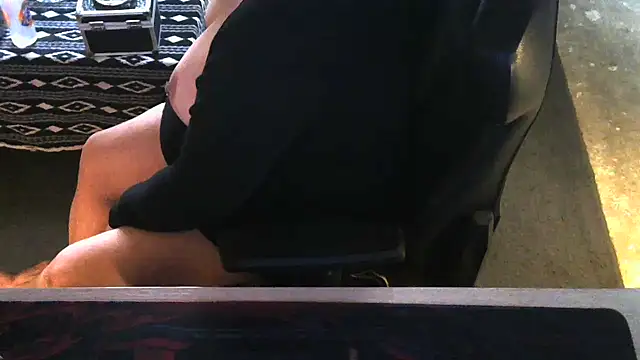 Silvia2277 online show from March 27, 2026, 12:06 pm