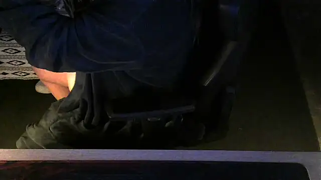 Silvia2277 online show from April 9, 2026, 7:20 pm