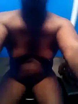 Snapshot of Robzevyrus chatting on October 18, 2025, 5:53 am Robzevyrus online show from October 18, 2025, 5:53 am