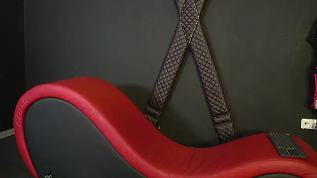 CelineConner online show from March 6, 2026, 5:13 am