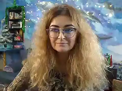 Helen1974 online show from December 24, 2024, 9:00 pm