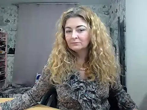 Helen1974 online show from March 3, 2025, 4:36 pm