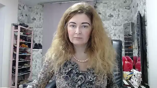 Helen1974 online show from January 13, 2025, 3:34 am