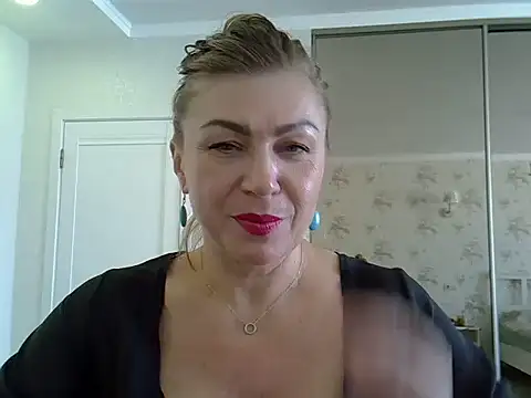 Alexandra-Rosee online show from March 12, 2025, 4:51 am