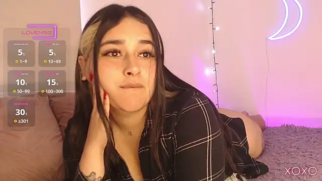 Megan FE online show from February 14, 2025, 1:51 pm
