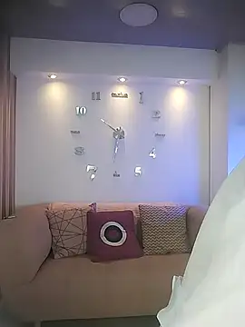 Snapshot of CaroFisher chatting on October 4, 2025, 2:40 pm CaroFisher online show from October 4, 2025, 2:40 pm