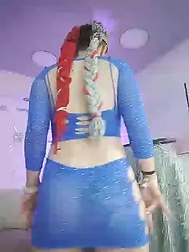 Snapshot of CaroFisher chatting on September 19, 2025, 1:37 pm CaroFisher online show from September 19, 2025, 1:37 pm