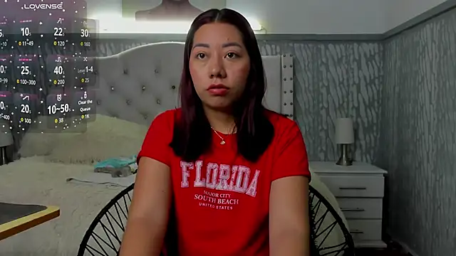 sexylaurita online show from March 25, 2026, 11:20 am