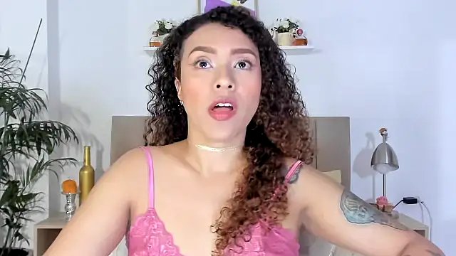 Zoe Gruber online show from February 13, 2026, 12:10 am