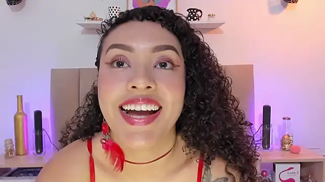 Snapshot of Zoe_Gruber chatting on October 26, 2025, 7:14 pm Zoe Gruber online show from October 26, 2025, 7:14 pm