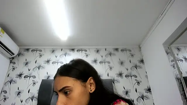 Ehotloveaxxx online show from February 13, 2025, 1:05 pm