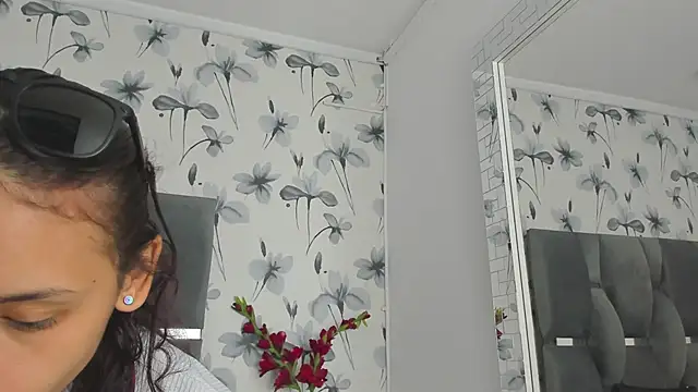 Snapshot of Ehotloveaxxx chatting on September 25, 2025, 2:12 pm Ehotloveaxxx online show from September 25, 2025, 2:12 pm