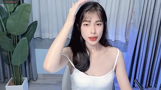 Aurora 99 online show from October 4, 2025, 11:56 am