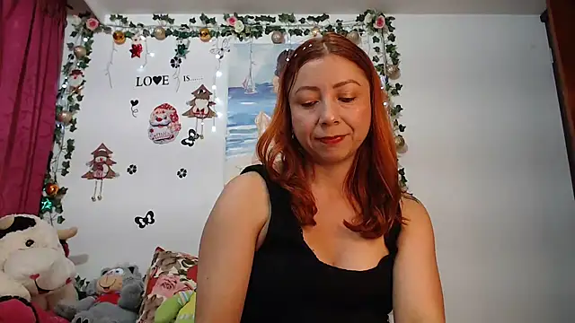 malusexy33 online show from December 28, 2024, 4:51 am