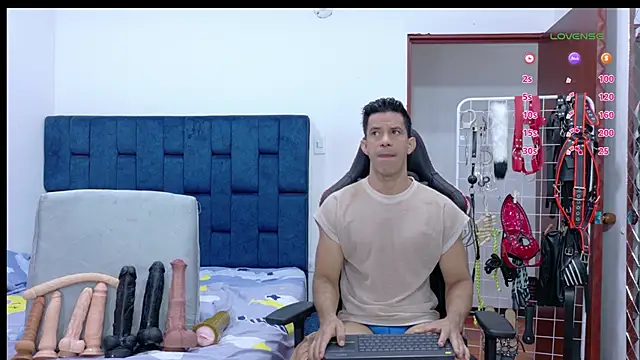 JoseRumbero26 online show from February 20, 2026, 12:18 pm