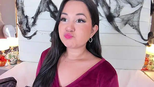 Lilly 2809  online show from October 25, 2025, 4:22 am