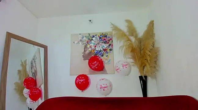 helena copper  online show from February 15, 2025, 4:47 am
