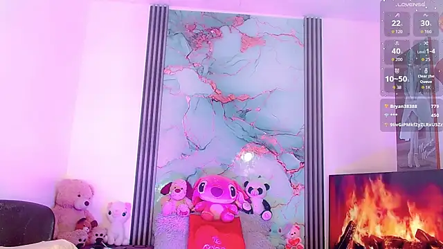 Snapshot of _ChanellR_ chatting on October 11, 2025, 11:00 am  ChanellR  online show from October 11, 2025, 11:00 am