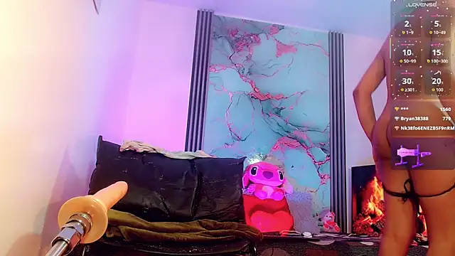 Snapshot of _ChanellR_ chatting on October 20, 2025, 11:11 am  ChanellR  online show from October 20, 2025, 11:11 am