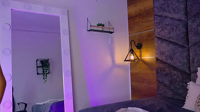 Snapshot of rachellmartinez chatting on October 1, 2025, 11:47 am rachellmartinez online show from October 1, 2025, 11:47 am