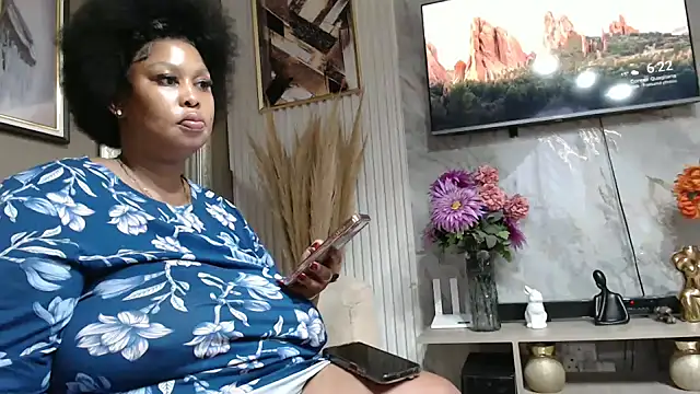 ThickyMinajxx online show from March 24, 2026, 4:23 am