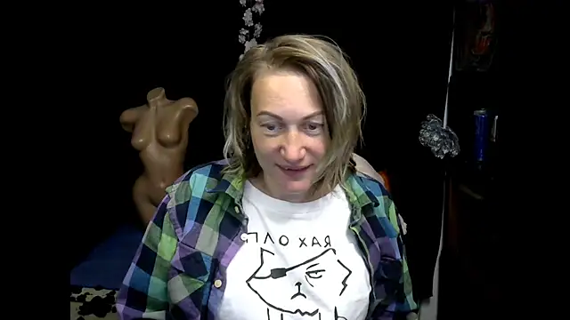 Snapshot of wLESLYMOSw chatting on September 25, 2025, 8:42 am wLESLYMOSw online show from September 25, 2025, 8:42 am