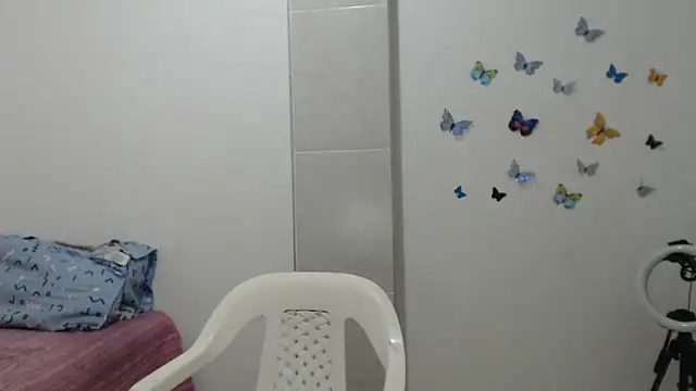 Snapshot of madonna101 chatting on October 23, 2025, 7:12 pm madonna101 online show from October 23, 2025, 7:12 pm