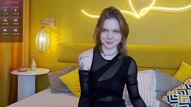 Snapshot of lessysweety chatting on October 6, 2025, 2:46 am lessysweety online show from October 6, 2025, 2:46 am